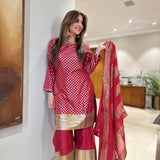 TANAAZ DOSHI | VAANI RED KURTA, SHARARA & ODHANI I SET OF THREE