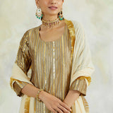 VEERA KURTA WITH PANTS AND ODHANI - SET OF 3