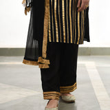 VEERA KURTA WITH TROUSERS AND ODHANI- SET OF 3