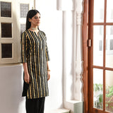VEERA KURTA WITH TROUSERS AND ODHANI- SET OF 3
