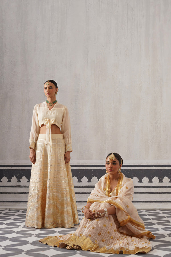 CREAM KOYAL LEHENGA SET