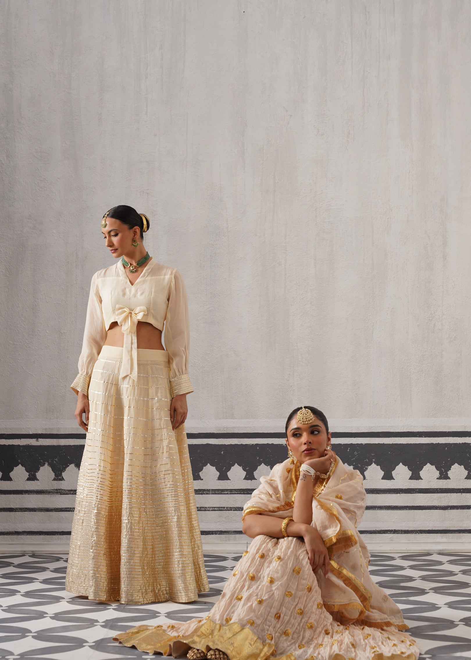 CREAM KOYAL LEHENGA SET