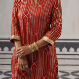 RED HEERA KURTA SET