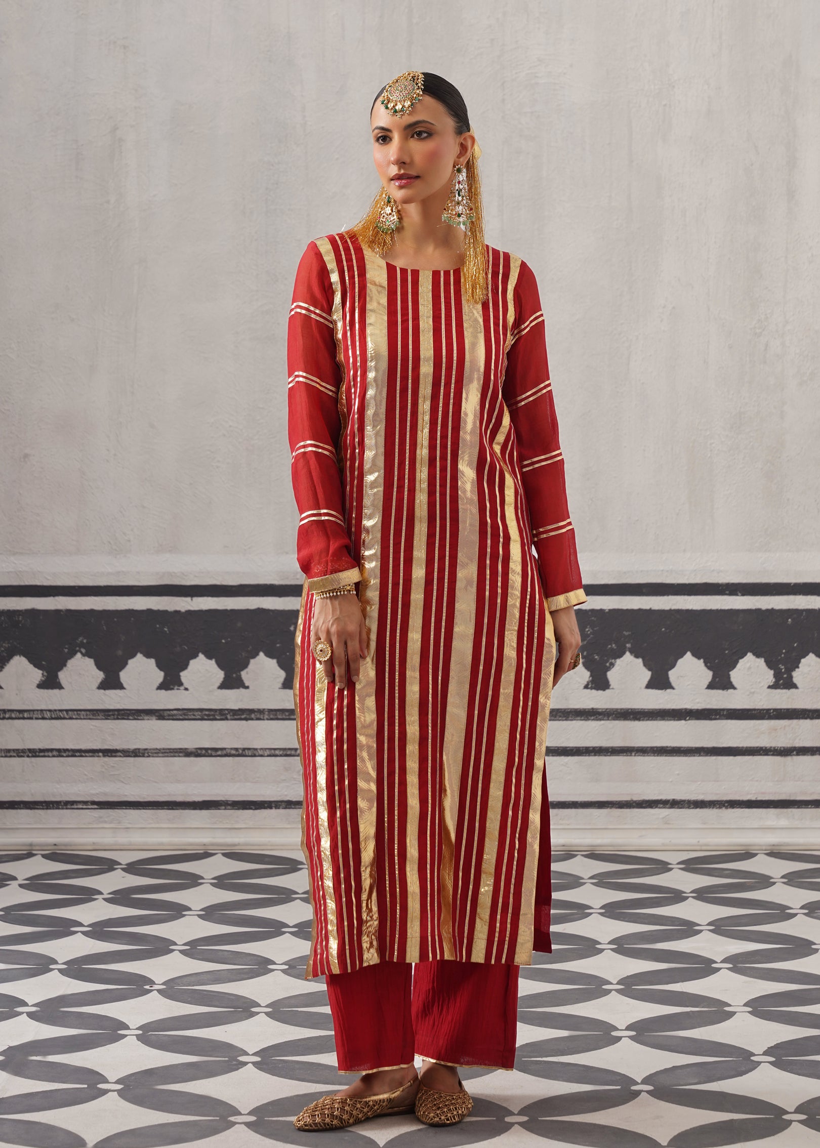 RED NEH KURTA SET