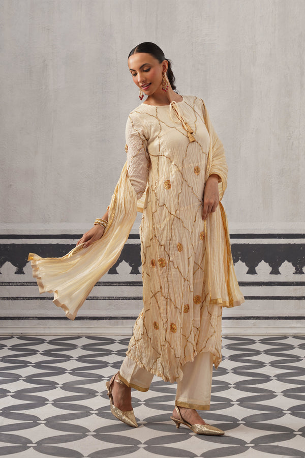CREAM RASNA KURTA SET