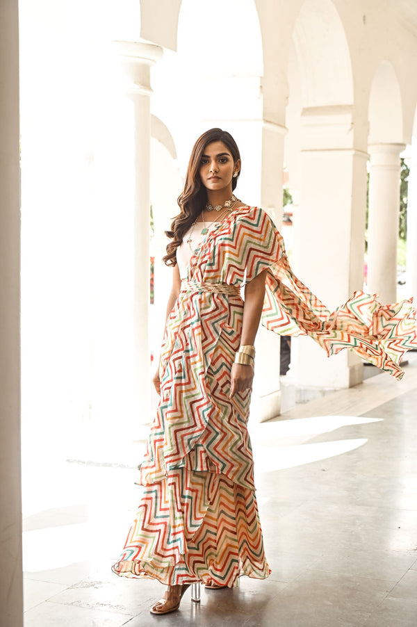 CHEVRON ISHNA PRE STICTHED SAREE WITH A CROP TOP AND BELT